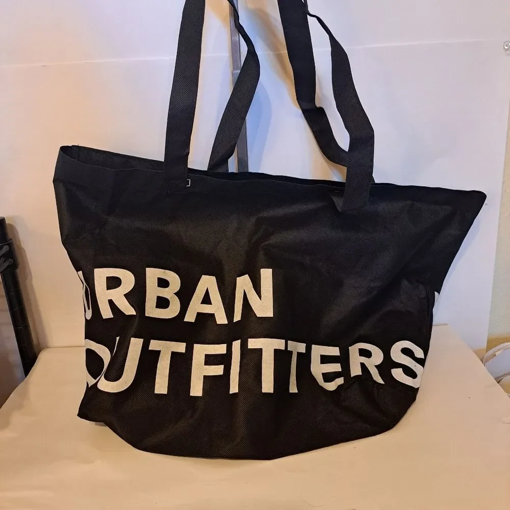 Uban Outfitter Shopping Bags